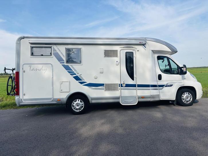 McLouis Tandy 700 (1018017), Caravans en Kamperen, Campers, Particulier, tot en met 4, Half-integraal, McLouis, Diesel, Handgeschakeld