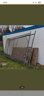 Bouwhekken, 3 stuks en 2 betonvoeten, Ophalen, Zo goed als nieuw, IJzer