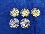 3x Gold Celebrations munt + 2x Pokémon Zeraora munt, Hobby en Vrije tijd, Verzamelkaartspellen | Pokémon, Ophalen, Nieuw, Overige typen