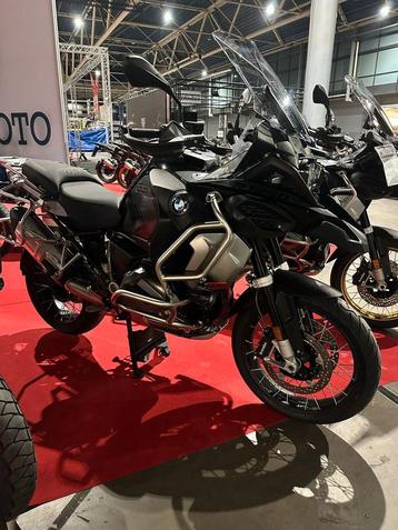 BMW R 1250 GS ADVENTURE R1250GS 2024 Triple Black BTW motor beschikbaar voor biedingen