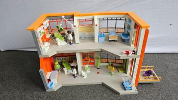 Playmobil Kinderziekenhuis 6657 beschikbaar voor biedingen