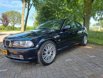 Prachtige BMW 3-Serie 3.0 CI 330 Coupe zwart handgeschakeld beschikbaar voor biedingen