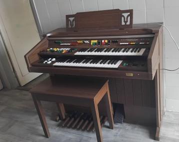 orgel yamaha C-55N beschikbaar voor biedingen