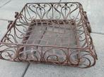 Brocante ijzeren Mand Vierkant, Overige materialen, Gebruikt, Mand, Vierkant