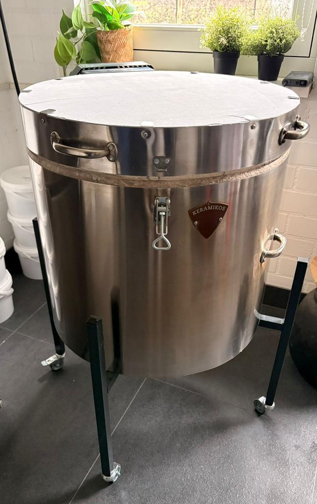 Stookservice keramiek – gebruik mijn 60L oven, Hobby en Vrije tijd, Pottenbakken, Zo goed als nieuw, Ophalen