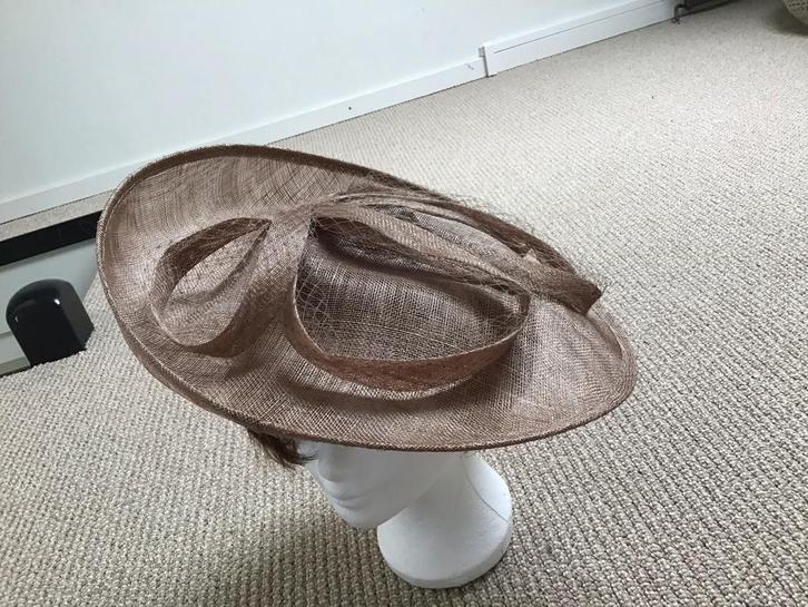 Elegante Hoed -! Merk Maddox, Kleding | Dames, Hoeden en Petten, Zo goed als nieuw, Hoed, One size fits all, Ophalen of Verzenden