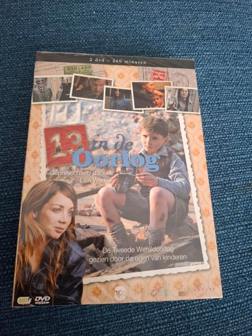 13 in de Oorlog - 2 DVD Set - Nieuw in Verpakking, Cd's en Dvd's, Dvd's | Documentaire en Educatief, Nieuw in verpakking, Politiek of Geschiedenis