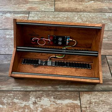 2 Many Synths Eurorack Case 6U 2 x 84 HP eiken bruin beschikbaar voor biedingen