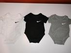 3 baby rompers Nike maat 50, Kinderen en Baby's, Babykleding | Maat 50, Jongetje of Meisje, Zo goed als nieuw, Verzenden