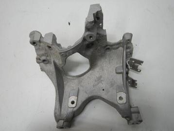 Audi A4 8W Motorsteun Rechts 8W0399296E beschikbaar voor biedingen
