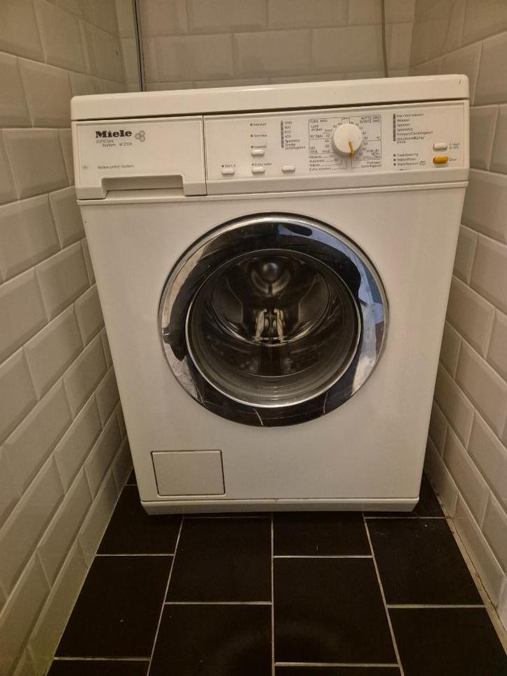 Wasmachine - Miele softcare system W2105, Witgoed en Apparatuur, Wasmachines, Gebruikt, Voorlader, 6 tot 8 kg, 85 tot 90 cm, 1200 tot 1600 toeren
