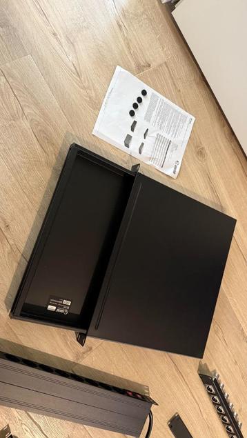 Adam Hall 874 E 01 Rack Drawer ERGO beschikbaar voor biedingen