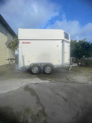 Paardentrailer te koop in Portugal  beschikbaar voor biedingen