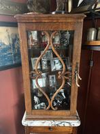 Antiek Vitrinekastje, Antiek en Kunst, Antiek | Meubels | Kasten, Ophalen