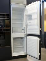 dM6 Luxe designkeuken met industriële uitstraling, Ophalen, Zwart, Nobilia-Werke J. Stickling GmbH & Co. KG, Nieuw