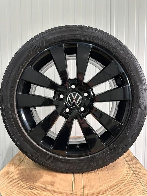 17” VOLKSWAGEN GOLF Zomerset ORIGINEEL Zwart 5x112 velgen, Auto-onderdelen, Banden en Velgen, Velg(en), Zomerbanden, 17 inch, 225 mm