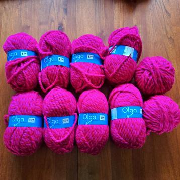 Nieuw 10 Bollen Breien Acryl Garen Wol Olga Zeeman Roze Rood beschikbaar voor biedingen