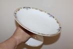 oude schaal op voet /tazza met roosjes decor, Ophalen of Verzenden