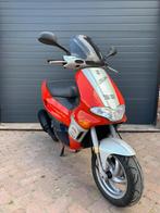 ik ben opzoek naar een runner met deze kleuren, Fietsen en Brommers, Scooters | Yamaha, Gebruikt, Overige modellen, Maximaal 45 km/u