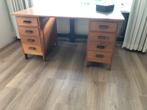 Mooi oud bureau, Ophalen, Gebruikt