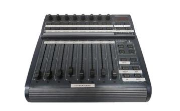 Behringer BCF2000