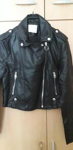 Bikerjack met stoere accenten,  Bershka,  S, Zwart, Zo goed als nieuw, Jasje, Maat 36 (S)