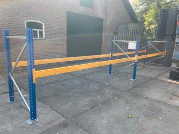 Metalen palletstelling 1.51h 1.10m diep 3x bok+4xligger 360m beschikbaar voor biedingen