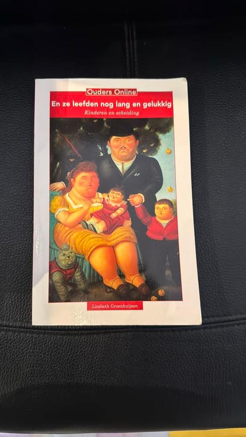L. Groenhuijsen - En ze leefden nog lang en gelukkig, Boeken, Politiek en Maatschappij, Zo goed als nieuw, Maatschappij en Samenleving