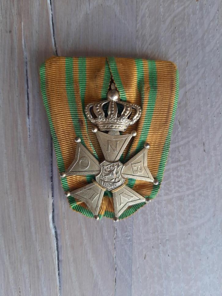 oude militaire medaille NBVLO kruis voor Marsvaardigheid, Verzamelen, Militaria | Algemeen, Landmacht, Lintje, Medaille of Wings