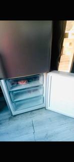 Koelkast - Vrijstaand model, Witgoed en Apparatuur, Vriezers en Diepvrieskisten, Vrieskast, Gebruikt, Energieklasse A of zuiniger