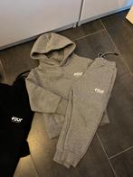 joggingspak four, Ophalen, Zo goed als nieuw, Maat 104