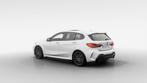 BMW 1 Serie 5-deurs M135i xDrive | Comfort Pro Pack | M Perf, Auto's, BMW, Nieuw, Te koop, Alcantara, 5 stoelen