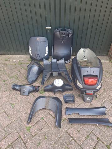 La souris sourini complete kappenset en veel meer onderdelen beschikbaar voor biedingen