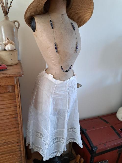 Vintage prachtige witte onderrok van baptist van rond 1900, Kleding | Dames, Rokken, Zo goed als nieuw, Wit, Onder de knie, Ophalen of Verzenden