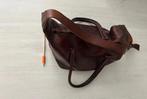 Leren stoere tas met rits, Sieraden, Tassen en Uiterlijk, Tassen | Damestassen, Verzenden, Zo goed als nieuw, Bruin, Schoudertasje