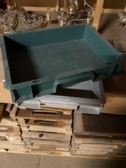 Grijze/Groene bakken (ook los te koop € 1,00 per stuk) !!!, Doe-het-zelf en Verbouw, Gereedschapskisten, Ophalen