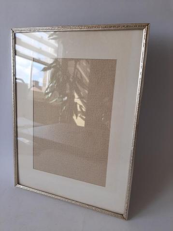 oude fotolijst (493a) beschikbaar voor biedingen