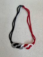 Ketting gemaakt van crochet / rood+wit+zwart, Ophalen of Verzenden, Zo goed als nieuw, Rood