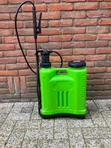 Ongebruikte rugdrukspuit 18L- handmatige tuinspuit met lans beschikbaar voor biedingen
