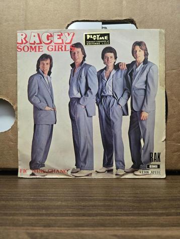 Racey - Some girls beschikbaar voor biedingen
