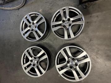 Velgenset  Rial  beschikbaar voor biedingen