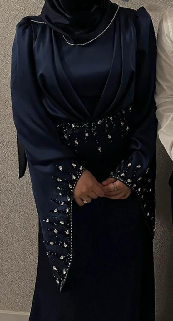 Donkerblauwe prachtige galajurk of “nisan elbisesi”., Kleding | Dames, Gelegenheidskleding, Zo goed als nieuw, Galajurk, Maat 42/44 (L)