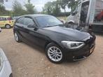 BMW 1-Serie 114I BI XENON | CARPLAY | STAGE 1, 1-Serie, Achterwielaandrijving, Zwart, 4 cilinders
