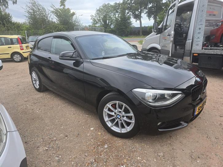 BMW 1-Serie 114I BI XENON | CARPLAY | STAGE 1, Auto's, BMW, Particulier, 1-Serie, ABS, Airbags, Airconditioning, Alarm, Apple Carplay