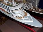 Graupner premium line qm2, Hobby en Vrije tijd, Modelbouw | Boten en Schepen, Ophalen, Zo goed als nieuw, 1:200 of kleiner, Overige merken