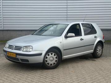 Volkswagen Golf 1.6-16V (INRUILKOOPJE) beschikbaar voor biedingen