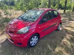 Toyota Aygo 1.0-12V Access apk t/m 11-11-2025, Voorwielaandrijving, Gebruikt, 4 stoelen, 68 pk