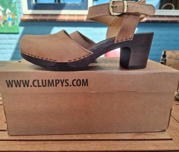Clumpy's Eva Bruin Maat 40 beschikbaar voor biedingen