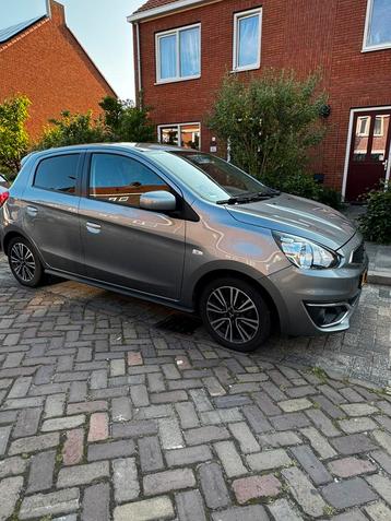 Geweldige Mitsubishi Space Star goed onderhouden beschikbaar voor biedingen
