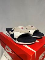 ALS NIEUW! Maat 41 - Nike Air Max 1 Slide Obsidian Red, Kleding | Heren, Schoenen, Overige kleuren, Verzenden, Nike, Nike